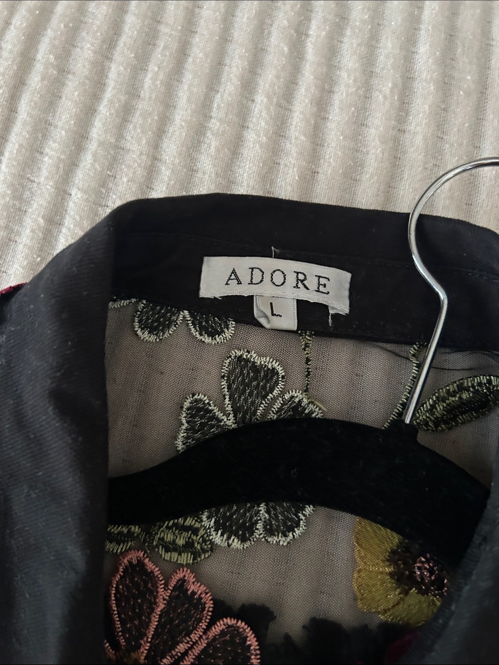 Appliqué flower black denim jacket with sheer sleeves - Picture 2 of 6